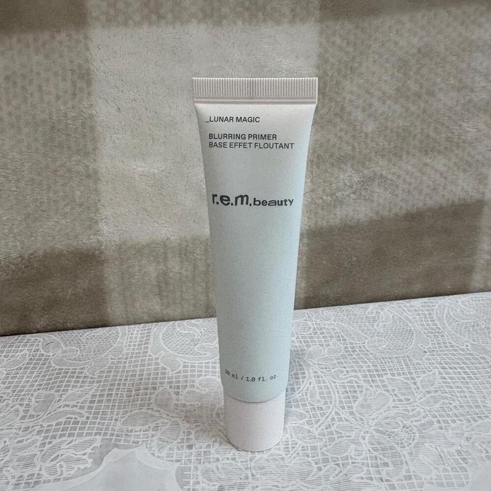 Rem beauty lunar magic blurring